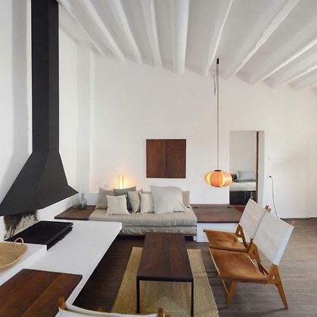 Cozy Townhouse in Cadaqués by Coderch Milá - Villa Exterior foto