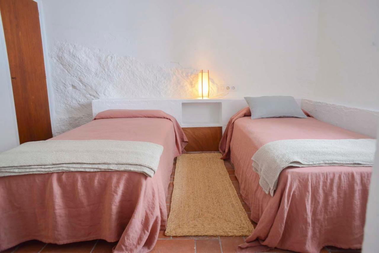 Cozy Townhouse in Cadaqués by Coderch Milá - Villa Exterior foto
